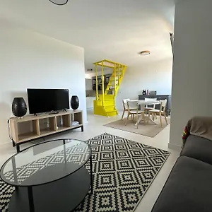 https://design-apartment-with-garage.bilbaohotelsspain.com
